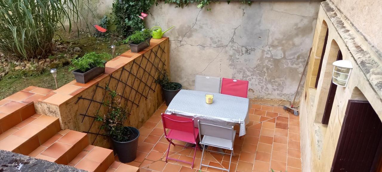 Studio Avec Terrasse Et Jardinet En Centre Ville 贝尔热拉克 外观 照片